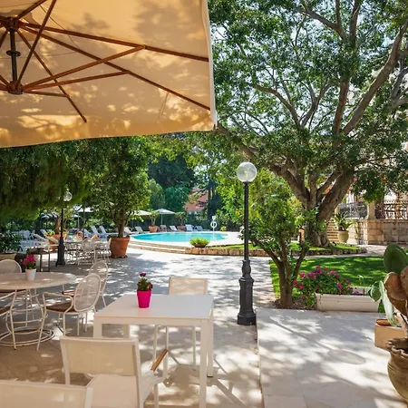 فندق Parco Delle Fontane 4*