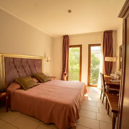 Hotel Parco Delle Fontane Syrakuzy